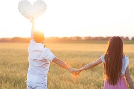 古人表白最浪漫的诗句，描写爱情的诗词（句句深情）