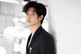 王晰《玫瑰》完整版歌词 (以爱为营插曲)