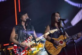 当歌词《还珠格格》主题曲（动力火车）