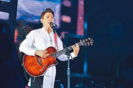 小镇姑娘歌词(陶喆)