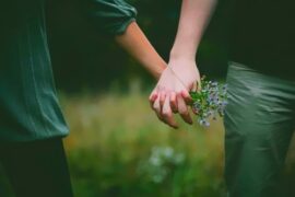 给男生撩脸红的句子