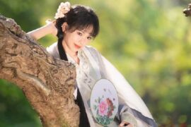 风乍起,吹皱一池春水（冯延巳·谒金门名句,全词赏析）