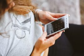 电子搬家是什么意思？电子搬家搞笑的点