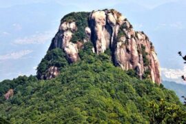 天高云淡王寿山（游记）高清封面图