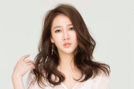 弦子《天空之外》歌词完整版