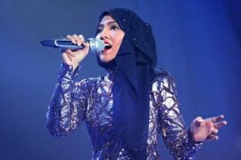 茜拉《To Love You More》歌词及赏析