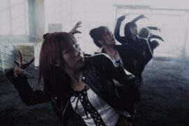 PURPLE KISS《ON MY BIKE》歌词及评论