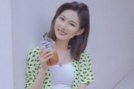 阿悠悠《一生与你擦肩而过》歌词及赏析