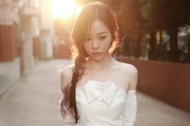 张靓颖《必经之路》完整版歌词