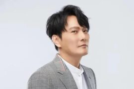 张信哲、希林娜依高《瞳》歌词表达及评论赏析