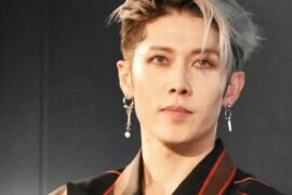 小鬼、雅MIYAVI (石原崇雅)《倦鸟》歌词表达及评论