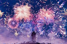 鹭卓《和你等烟花》歌词及赏析