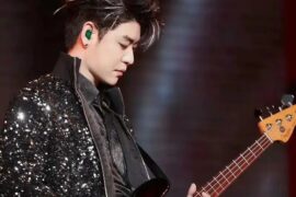 张云雷《晚风轻轻吹》完整版歌词