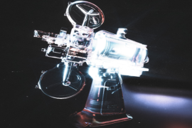 姜云升、沙一汀EL《黑白灰》歌词表达及评论