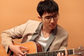 陈雪燃《笼中鸟》完整版歌词《借命而生》插曲