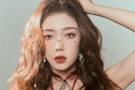 希林娜依高《须尽欢》歌词《折腰》誓爱曲