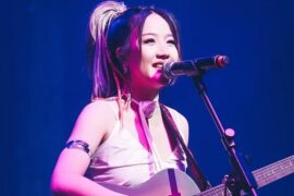 阿梨粤《深深》歌词表达及评论赏析