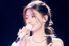 单依纯《爱情沙拉拉拉》歌词及评论