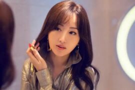 杨钰莹《泉水叮咚响》歌词及赏析