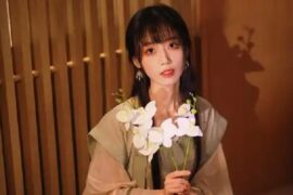 银临《瀘沽寻梦》歌词表达及评论