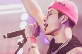 王嘉尔《Hate to Love》歌词表达及评论