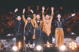 旅行团乐队《一起做那样的人》歌词及评论