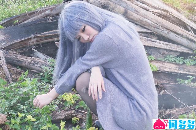 王艳薇《天使亲吻过的声音》完整版歌词