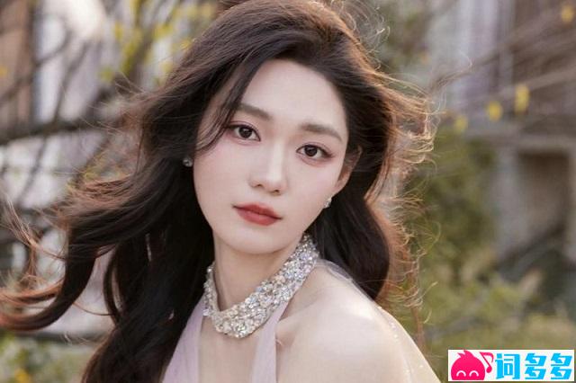 段奥娟《或许我们都应该放过自己》歌词及评论