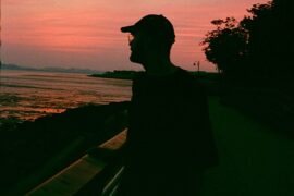 JORDANN《Dehors》歌词及赏析