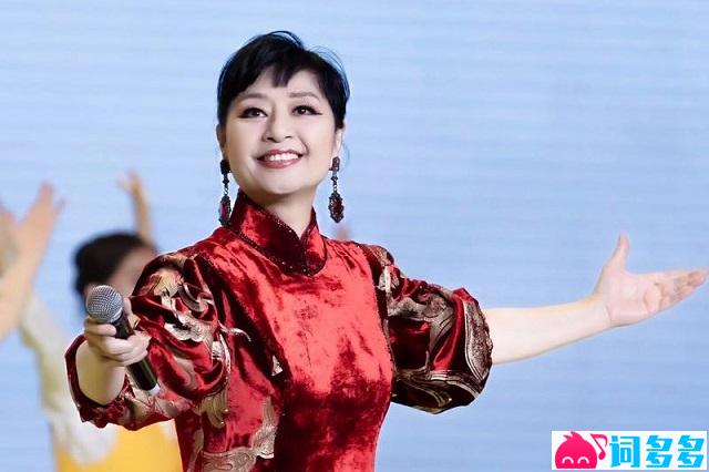 殷秀梅《松花江上》歌词（93大阅兵奏唱歌曲）