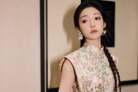 希林娜依高《盛世天下》歌词及评论