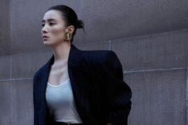 宋佳《不如一个你》歌词《高兴》片尾曲