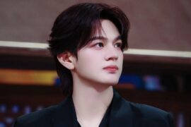 石凯《漂流记》歌词及评论