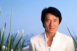 成龙《百年守护》歌词 (故宫博物院建院100周年主题曲)