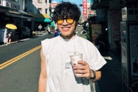 卢广仲《太阳与地球》歌词及评论