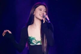 单依纯《七彩光》歌词及评论赏析