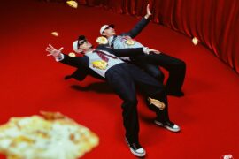 福来、热狗《不听嘻哈才是一件很嘻哈的事》歌词及评论