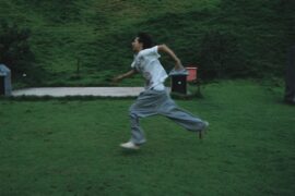 叶霁晨《攀讲》歌词封面图