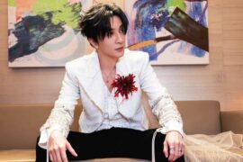 周深、薛之谦《占有》歌词封面图