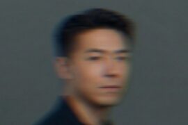 马良《就在你眼前》歌词封面图