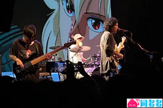 花墙FancyWall《小小的事》歌词封面图