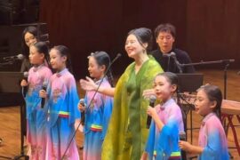 龚琳娜你《啦哒嘀嘟调》歌词封面图