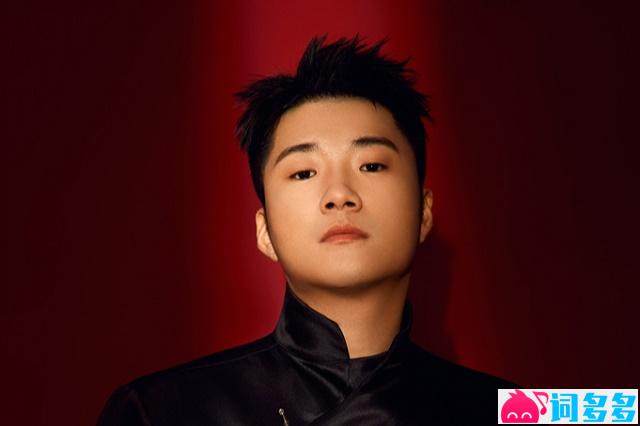 白小白《丛林法则》歌词封面图