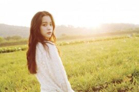 欧阳娜娜《太聪明》歌词封面图