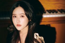 王唯旖照片《眼泪的汛期》歌词封面图