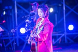 花粥《一首甜甜的短歌》歌词封面图片